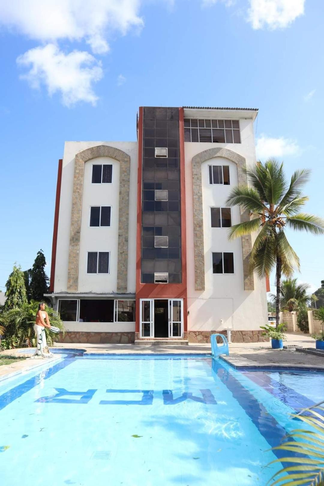 Mtwapa Country Resort Exterior photo